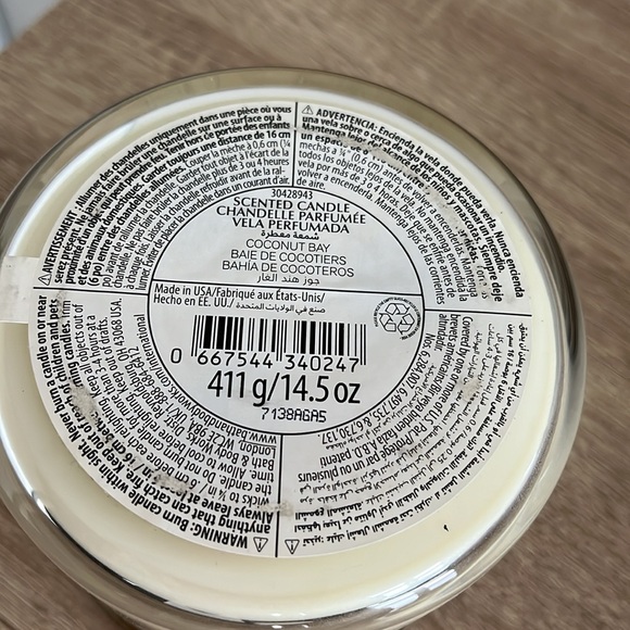 Bath & Body Works Surf’s Up Coconut Bay Scented Candle - Picture 6 of 6